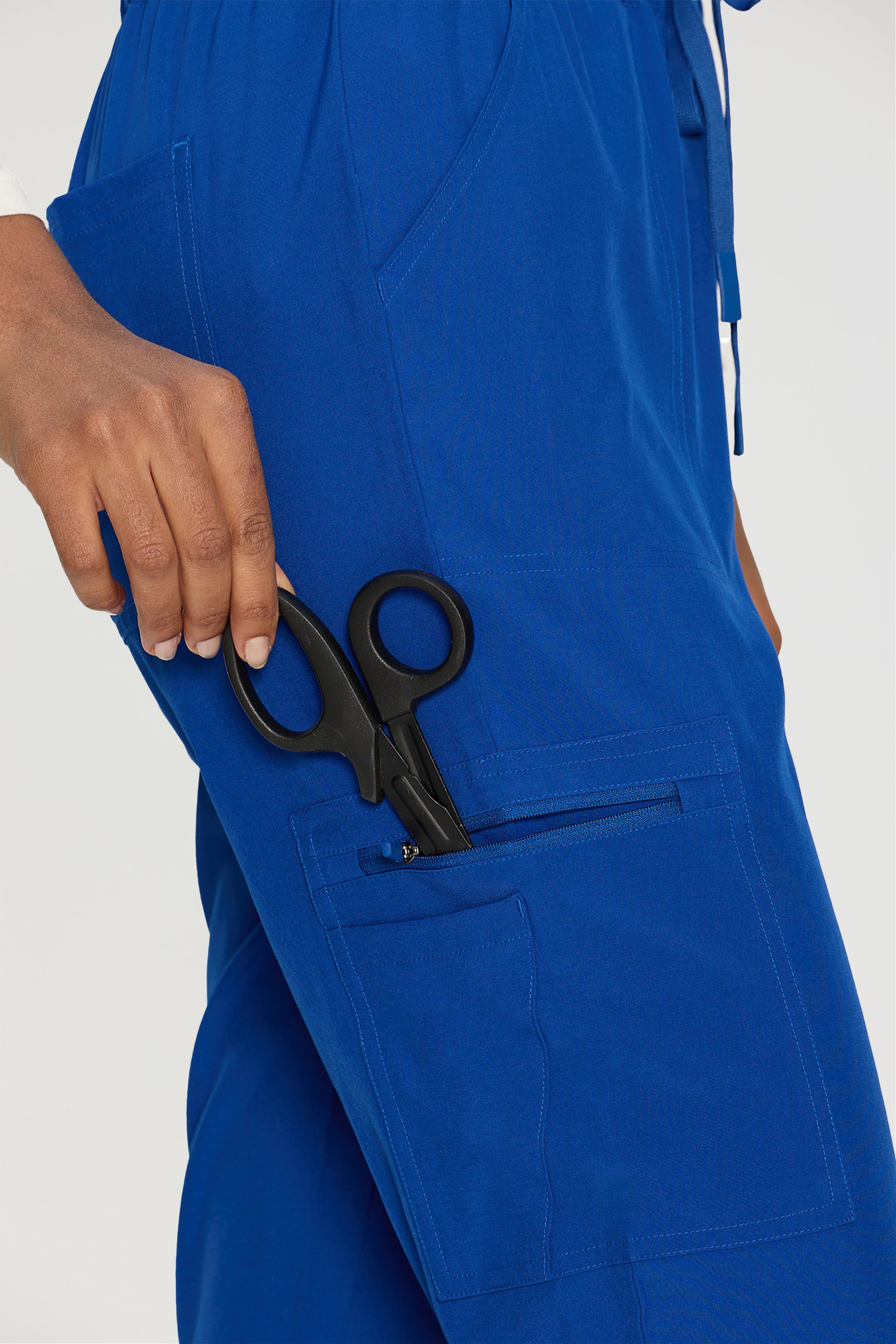 Scrubs for Women, V-Neck Scrubs Top & Cargo Pants with 12 Pockets, Yoga Waistband, 4 Way Stretch