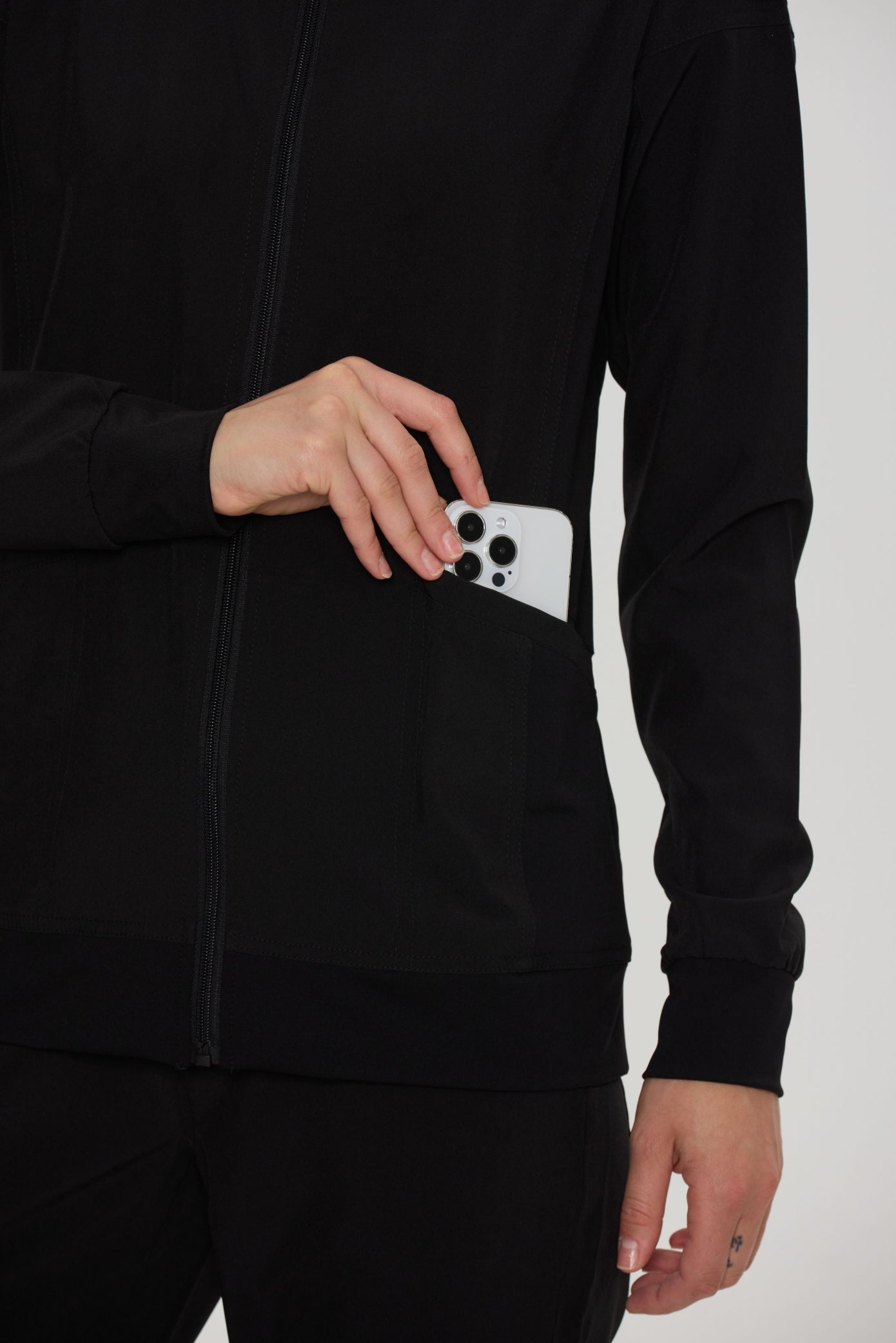 Women's V-Neck Scrubs Top